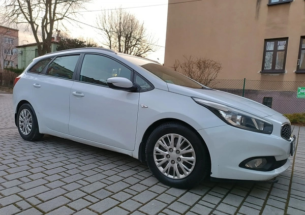 Kia Ceed cena 26000 przebieg: 189000, rok produkcji 2012 z Chorzele małe 106